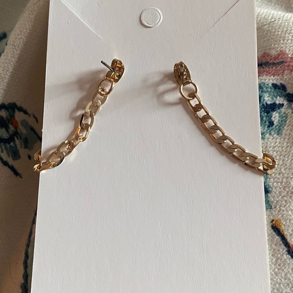 Chain Earrings - Picture 2 of 2